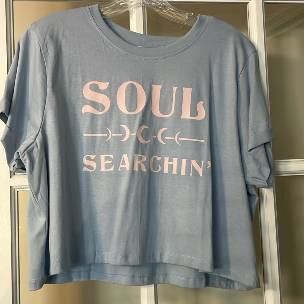 Cropped tee